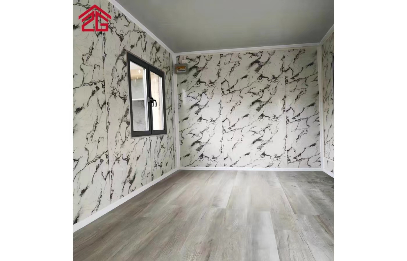 Dostosowany stały dom kontenerowy o długości 20 stóp z oknem sięgającym od podłogi do sufitu Dostosowany stały dom kontenerowy o długości 20 stóp z oknem sięgającym od podłogi do sufitu